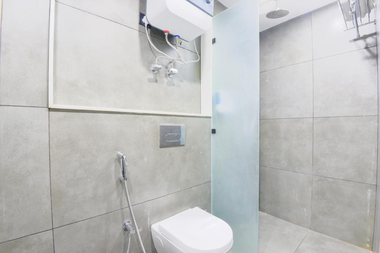 Bedchambers Serviced Apartments - Cyber City คูร์เคาน์ ภายนอก รูปภาพ