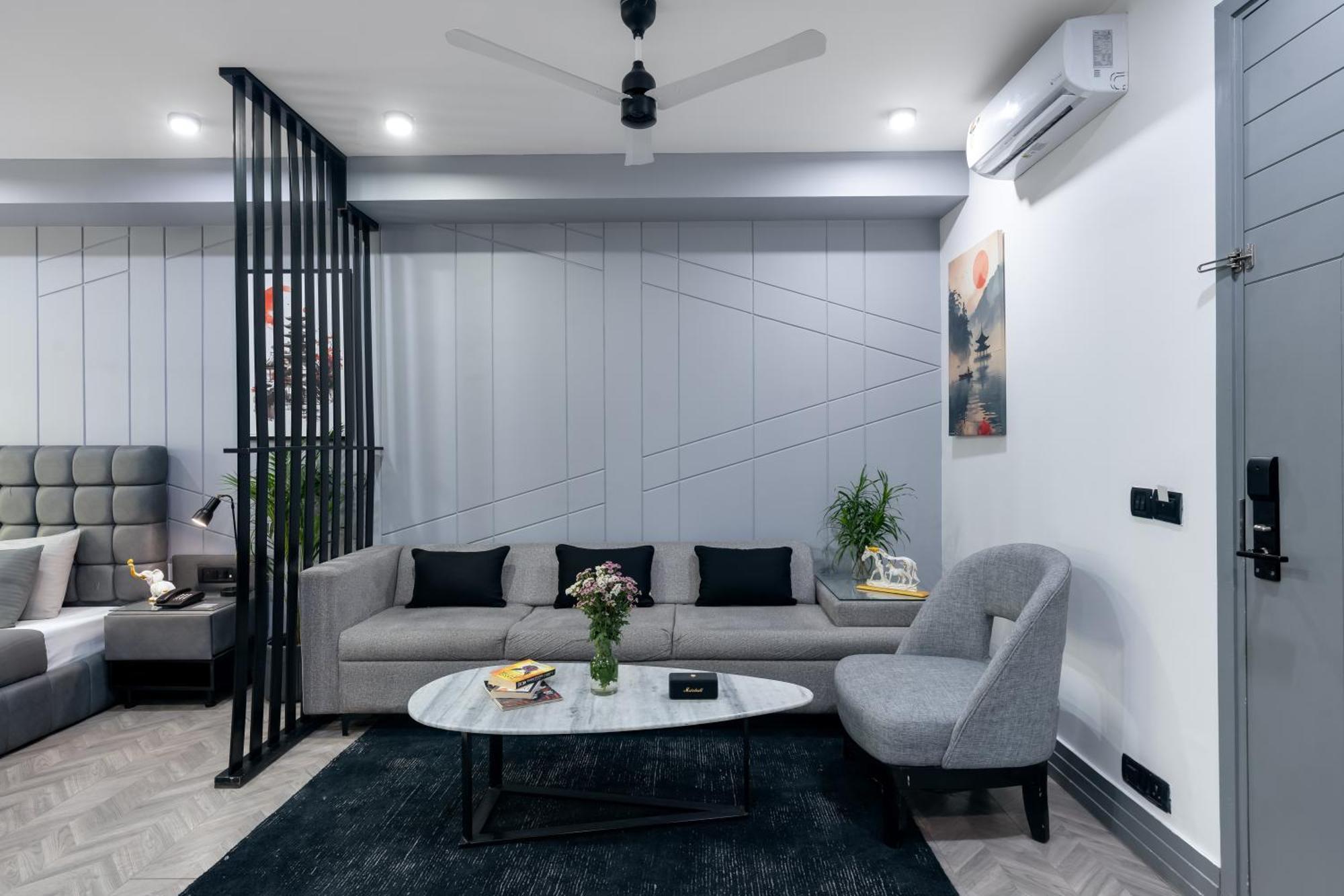 Bedchambers Serviced Apartments - Cyber City คูร์เคาน์ ภายนอก รูปภาพ
