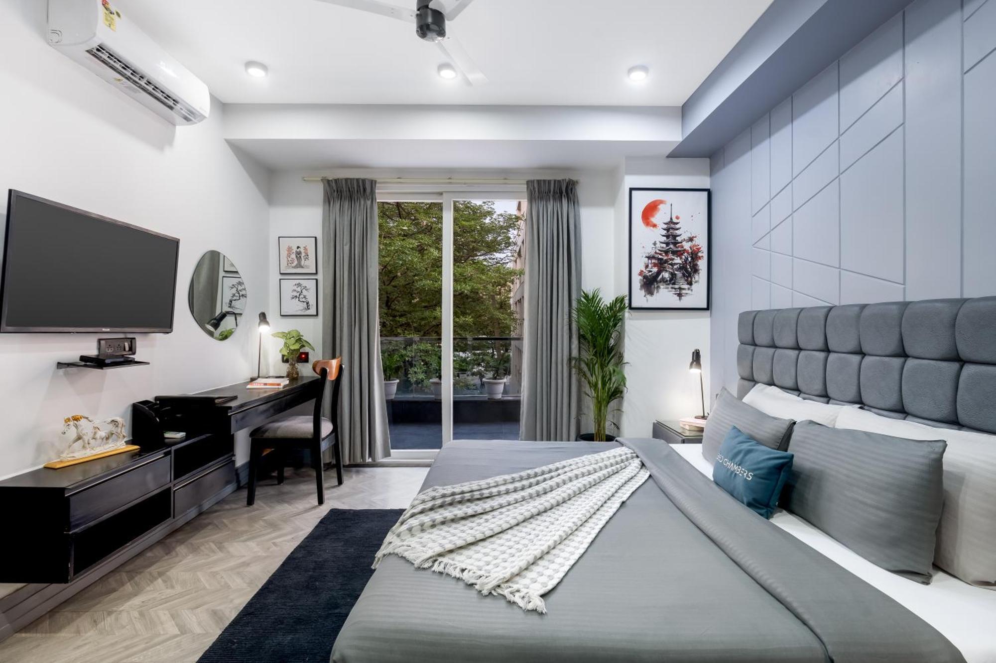 Bedchambers Serviced Apartments - Cyber City คูร์เคาน์ ภายนอก รูปภาพ